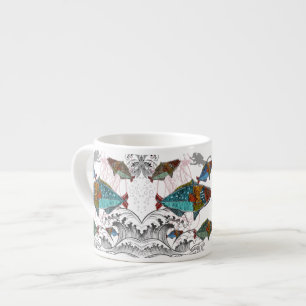 Rolig fisk mugg design med nålstansad fiskdesign espressomugg