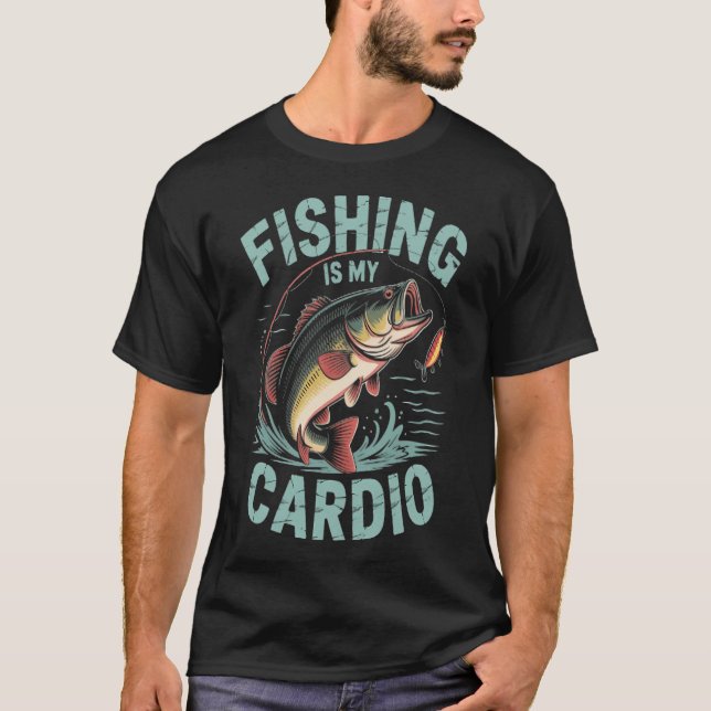 Rolig Fiskare Här Fisk Fisk Fisk T Shirt (Framsida)