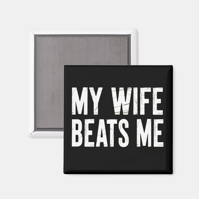 Rolig födelsedag för make Sarksatisk Min fru slår  Magnet (Front/Back)