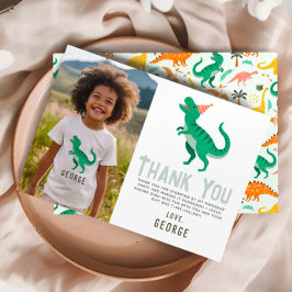 Rolig födelsedagsbild med rolig dinosaurie  tack kort