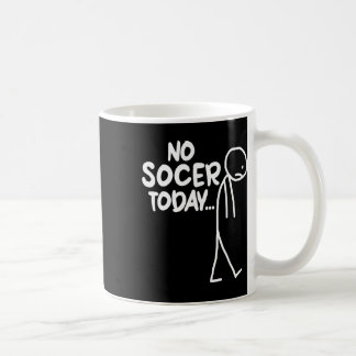 Rolig fotbollsälskare ledsen pinne ingen fotboll i kaffemugg