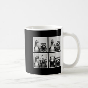 Rolig gås och tvättbjörn fotobox vänner kaos kaffemugg