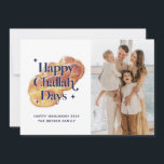 Rolig Glad Challah Dagar Hanukkah Familjefoto  Julkort<br><div class="desc">© Gorjo Designs. Tillverkad för dig via Zazzle-plattformen.

// Behöver du hjälp med att anpassa din design? Har du andra idéer? Kontakta mig (Zoe) direkt via kontaktknappen nedan.</div>