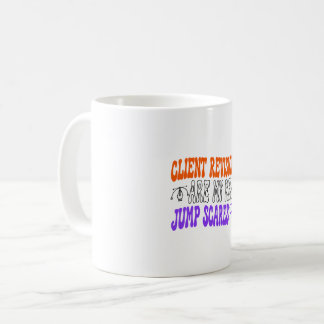Rolig grafisk designer Halloween-klientrevisioner Kaffemugg