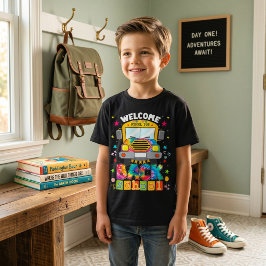 Rolig Grafisk T-Shirt för Pojkar med Skolbuss - Ti