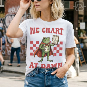Rolig Groda Sjuksköterska Vi Journalför Vid Grynin T Shirt