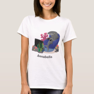 Rolig haj som tittar på TV-serieteckning T Shirt