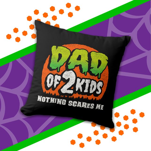 Rolig Halloween Inget skrämmer mig Pappa till 2 ba Kudde (Skapare uppladdad)