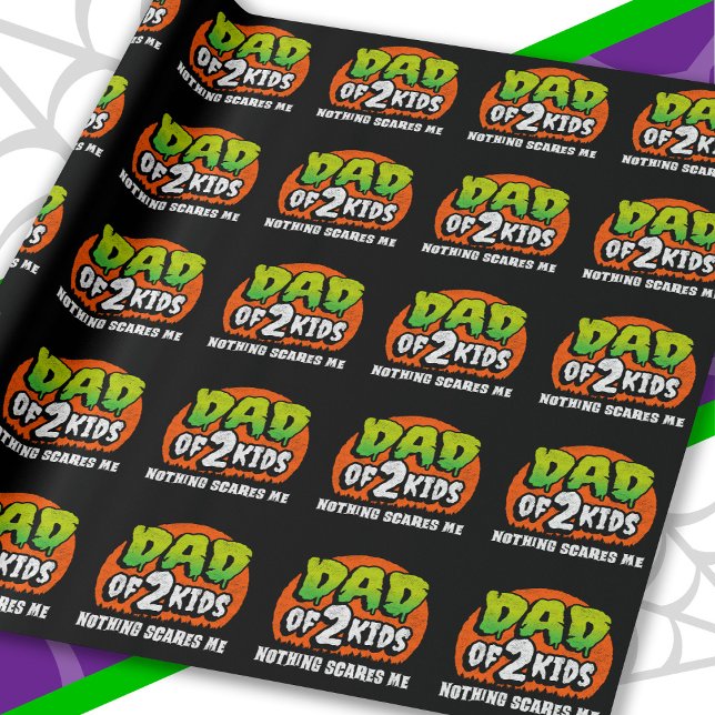 Rolig Halloween Inget Skrämmer Mig Pappa till 2 Ba Presentpapper (Skapare uppladdad)