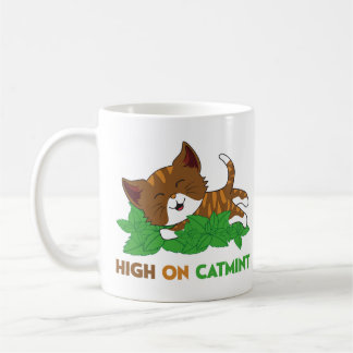 Rolig Hög På Nepeta Kattmynta Tecknad Kattkonst Kaffemugg