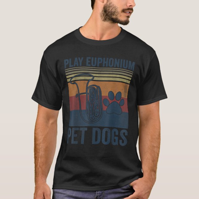 Rolig hund Älskare och Euphonium Player Pet Hundar T Shirt (Framsida)