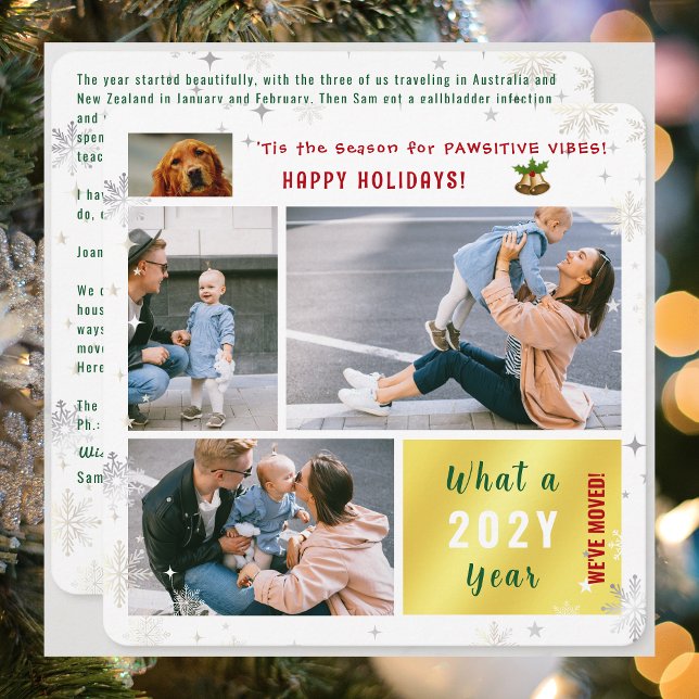 Rolig hund Cat Vi har flyttat 4 Foton Cute Pawsiti Julkort (Funny Dog with Pawsitive Vibes We've Moved Holidays Card. 4 Photos. Elegant modern cute. Snowflakes)