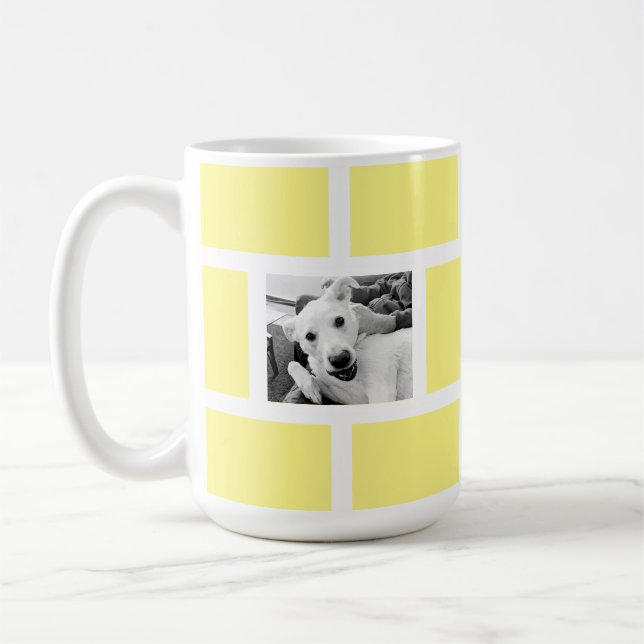 Rolig hund gult två fotomodern fyrkantsdesign kaffemugg (Vänster)