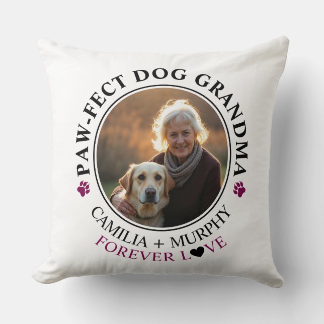 Rolig hund mormfoto för enkel svart text kudde (Framsida)