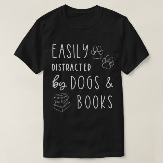 Rolig hund och bokälskare designpresentidé t shirt