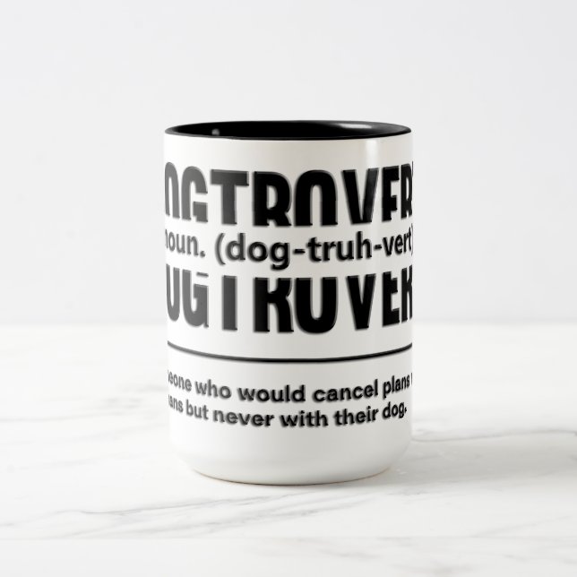 Rolig Hundtrovert Definition Två-Tonad Mugg (Center)