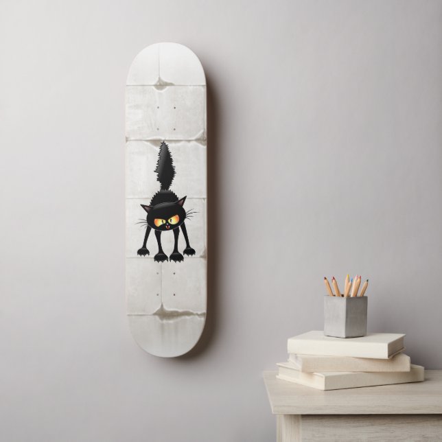 Rolig ilsken svart kattserie  mini skateboard bräda 18,5 cm (Väggkonst)