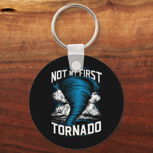 Rolig Inte Min Första Tornado Retro Storm Chaser Nyckelring