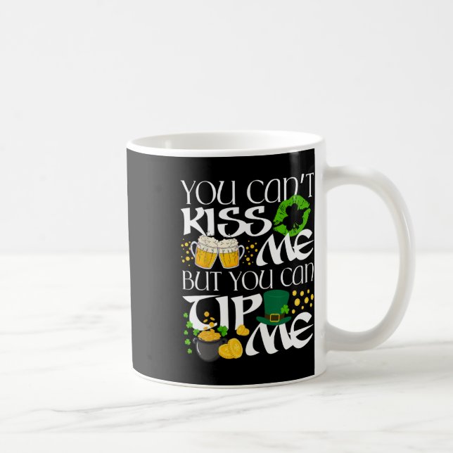 Rolig irländsk St. Patricks dag servitris Rtender  Kaffemugg (Höger)