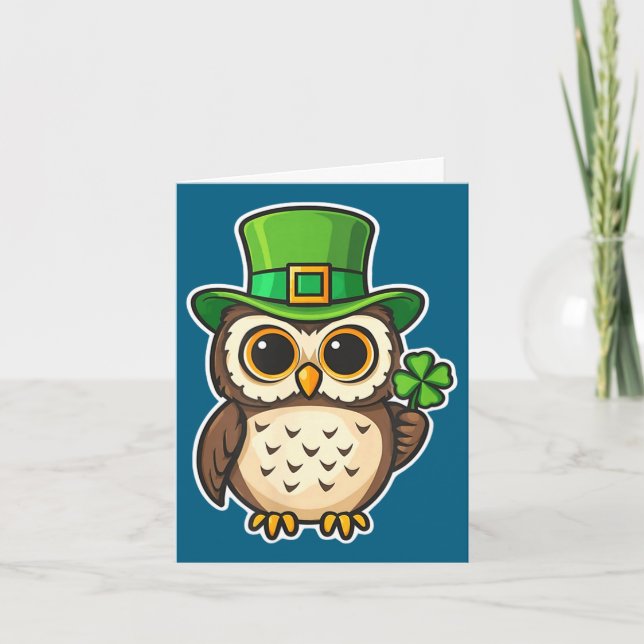 Rolig irländsk uggla st patricks dag lyckosymbol  kort (Framsida)