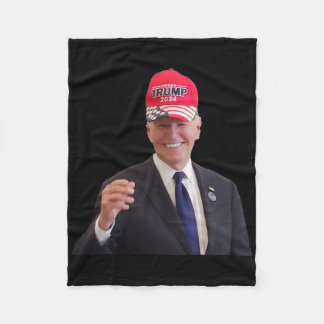 Rolig Joe Biden tar på sig Trump 2024-kap Fleecefilt