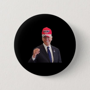 Rolig Joe Biden tar på sig Trump 2024-kasketten Knapp