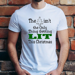 Rolig julgran är inte det enda som blir tänd t-shirt