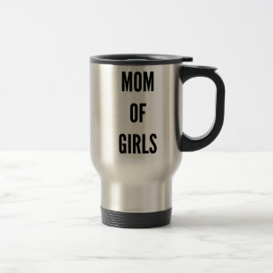 Rolig julmamma av flickor resemugg