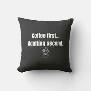 Rolig kaffe Först vuxenlivet Sen minimalist  Kudde