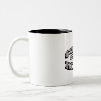Rolig kaffemug - "Kaffet gör mig trevligare" Två-Tonad Mugg