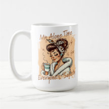 Rolig kaffetid tjej på morgonen
