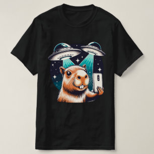Rolig Kapybara, Kapybara Selfie med UFOs T Shirt