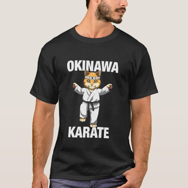 Rolig Karate Katt Okinawa T Shirt (Framsida)