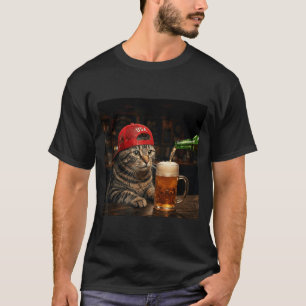 Rolig Katt Dricker Öl Patriotisk 4:e Juli T Shirt