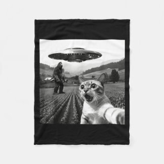 Rolig katt-selfie med utomjording Ufo Bigfoot Fleecefilt