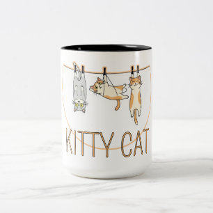 Rolig katt som hänger Två-Tonad mugg