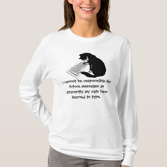 Rolig kattmaskinskrivningskjorta tee shirt (Framsida)