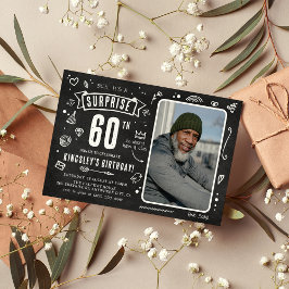 Rolig Kritskriftsdoodle Foto Överraskning 60-årsda Inbjudningar