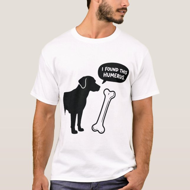Rolig Labrador Hund Puns T-Shirt - Jag Hittade Den (Framsida)