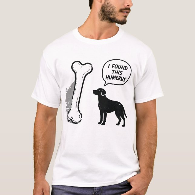 Rolig Labrador Hund Puns T-Shirt - Jag Hittade Den (Framsida)