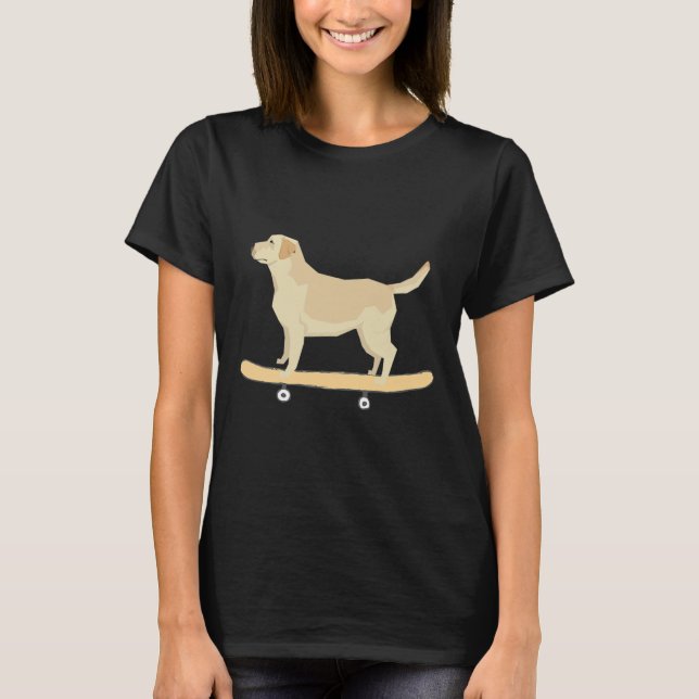 Rolig Labrador Skateboard Hund T Shirt Present  (Framsida)