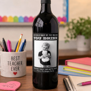 Rolig lärare present vin etikett