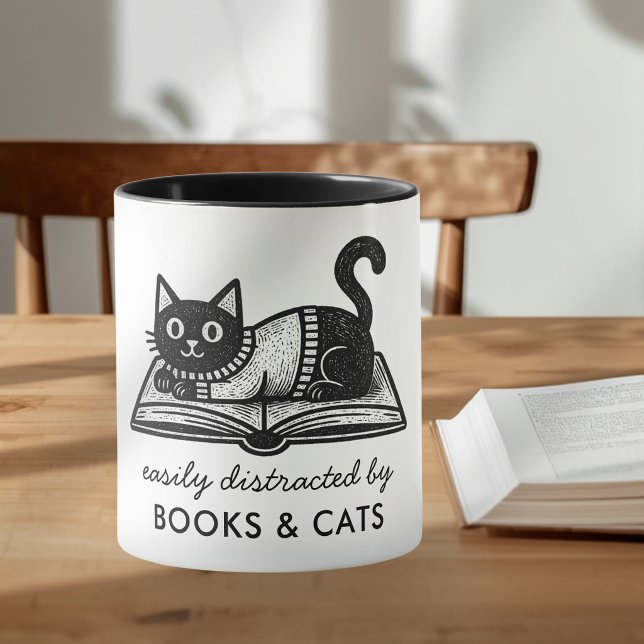 Rolig Lätt Distraherad av Böcker och Katter Kaffe Mugg (Skapare uppladdad)