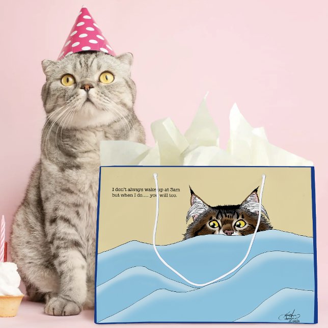 Rolig Lekfull Gul Tabby Katt Morgonhumor (Skapare uppladdad)