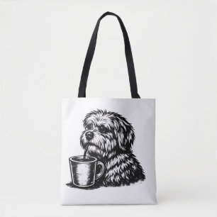 Rolig lurvig hund som dricker kaffe skiss väskor