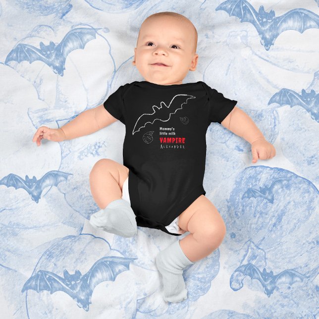 Rolig Mamma lilla mjölkvampyr bebis Halloween T Shirt (Mommy´s Little Milk Vampire Bat Halloween T-Shirt Baby Bodysuit ©Susanne Sachers - Sunny Mind Design)