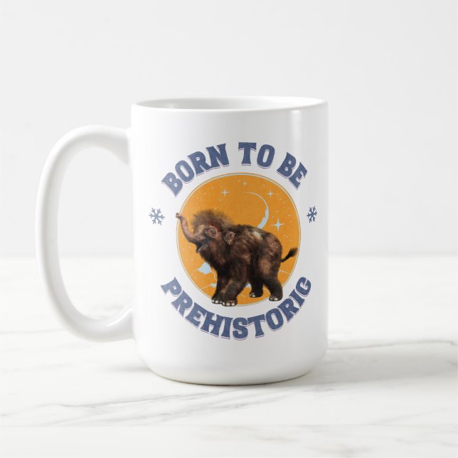 Rolig mammutbaby Förhistorisk födelsedag Kaffemugg (Vänster)