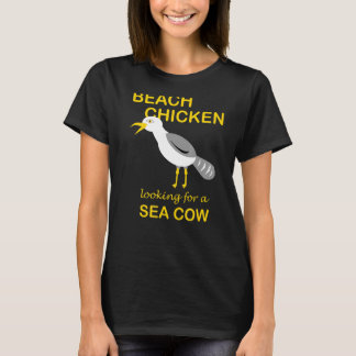 Rolig Måsfågel Strand Höna Söker efter Manatée Sjö T Shirt