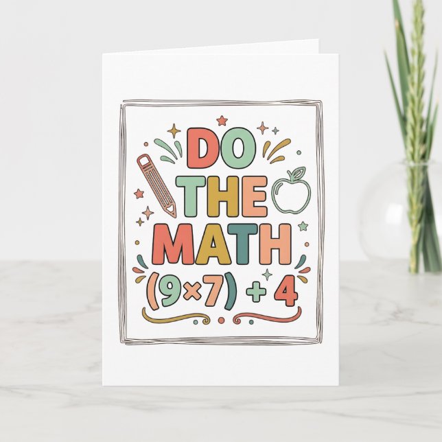 Rolig matte lärare gör matten (9x7)+4 kort (Framsida)
