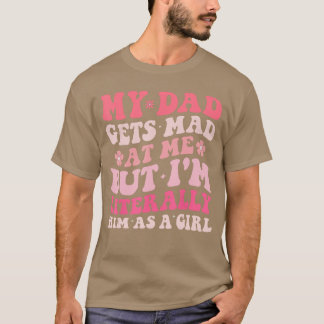 Rolig Min pappa blir arg på mig men jag är bokstav T Shirt